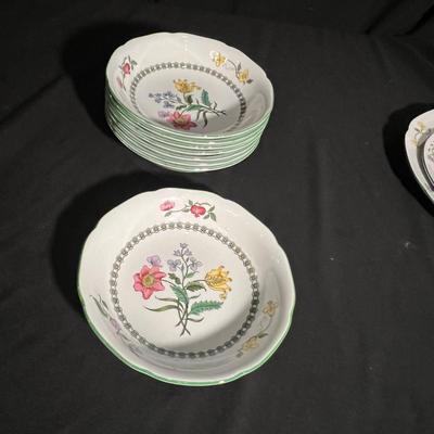 Spode Eight Person â€˜Summer Palaceâ€™ Oven To Tableware Set (K-RG)