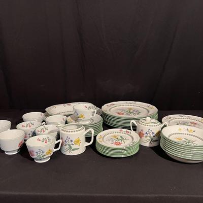Spode Eight Person â€˜Summer Palaceâ€™ Oven To Tableware Set (K-RG)