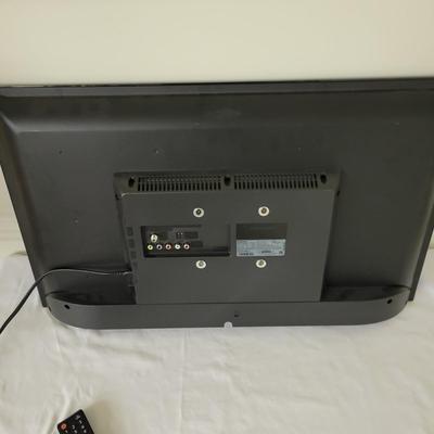 Samsung 32" TV, Roku, and Wall Mount (G-DW)