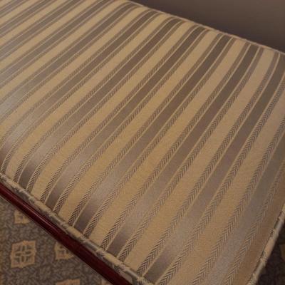 Solid Wood Bench w/ Jacquard Upholstered Top (PB-BBL)