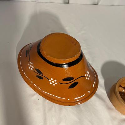 Earthenware Pottery Bowl From Portugal & More (K-RG)