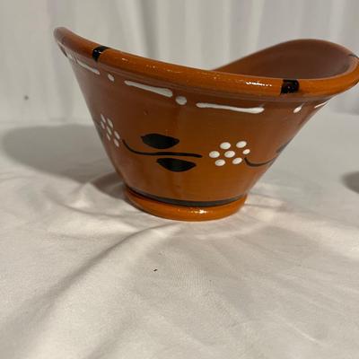 Earthenware Pottery Bowl From Portugal & More (K-RG)