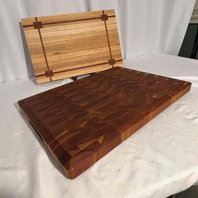Pair of Solid Wood Chopping Boards Inc Williams Sonoma (K-RG)