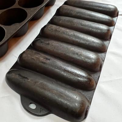 Nordic Ware & Cast Iron Pans (K-RG)
