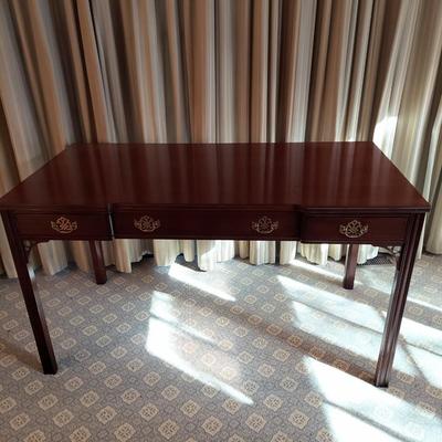 Hickory Furniture Solid Wood Desk from the American Masterpiece Collection (PB-BBL)