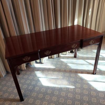 Hickory Furniture Solid Wood Desk from the American Masterpiece Collection (PB-BBL)
