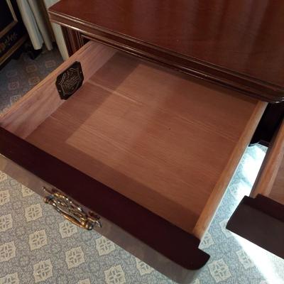 Hickory Furniture Solid Wood Desk from the American Masterpiece Collection (PB-BBL)