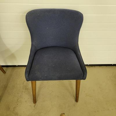 Round Table and Four Fabric Chairs (G-DW)
