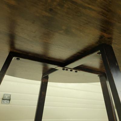 Round Table and Four Fabric Chairs (G-DW)