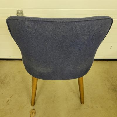 Round Table and Four Fabric Chairs (G-DW)