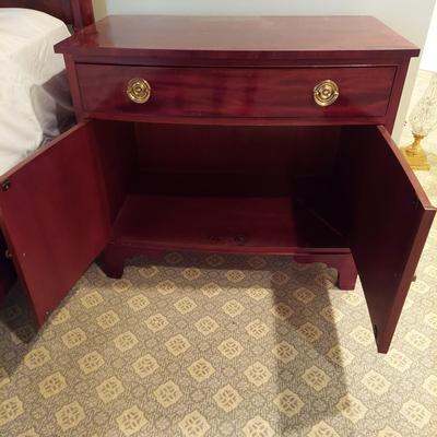 Baker Furniture Solid Wood King Size Four Poster Bed Frame w/ Pair of Nightstands (PB-BBL)