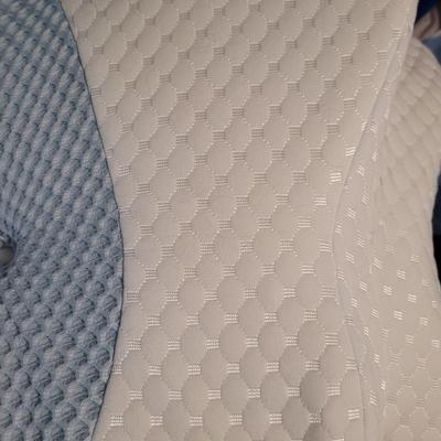 Cervical Side Sleeper Pillow
