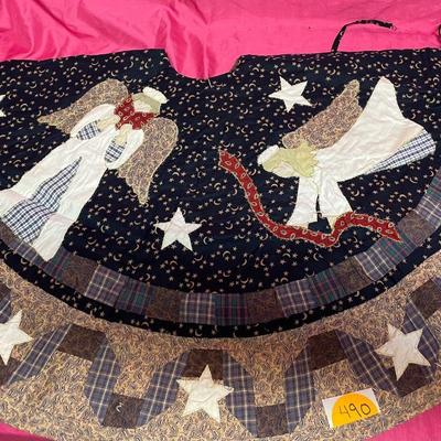 Angel tree skirt