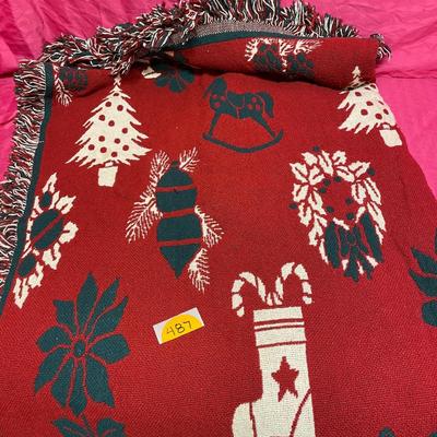 Reversible throw blanket