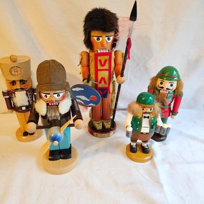 Nutcracker Assortment (BR2-JS)