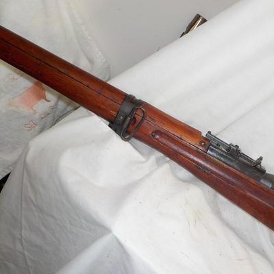 WW2 Japanese Arisaka type 2 / model 99/ 7.7mm, bolt action. est. $300 to $600.