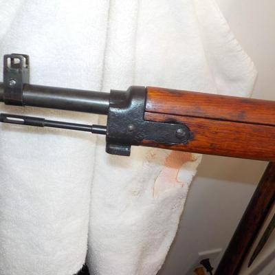 WW2 Japanese Arisaka type 2 / model 99/ 7.7mm, bolt action. est. $300 to $600.