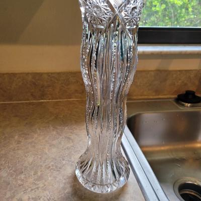 14" Art Deco clear cut crystal vase