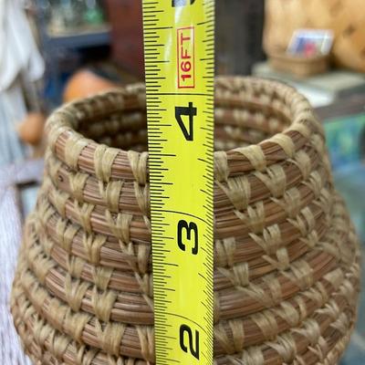 Folk Art Long Needle Basket 4"
