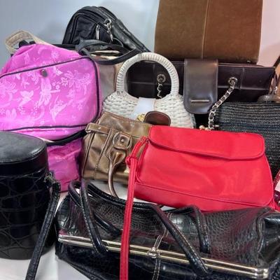 Vintage purses and cosmetic bags