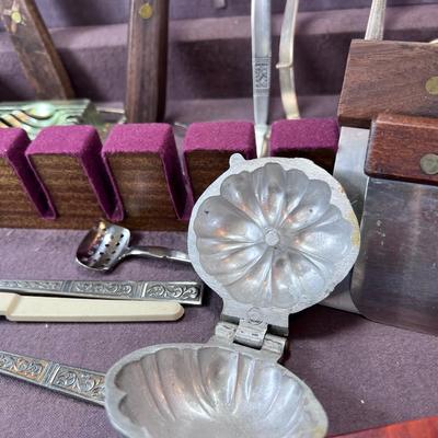 Rogers silver plate, stainless Silverware, other utensils