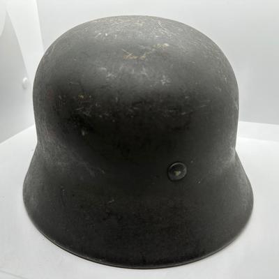 WWII GERMAN SINGLE DECAL ARMY M40 COMBAT HELMET