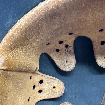 WWII GERMAN SINGLE DECAL ARMY M40 COMBAT HELMET