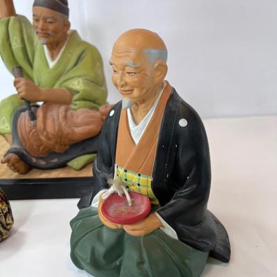 Three Hakata figurines Japan