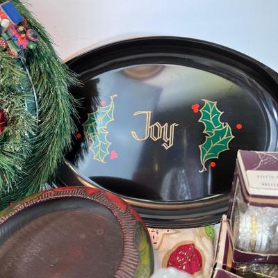 Otagiri Japan  Christmas Collectibles, ceramic cottage