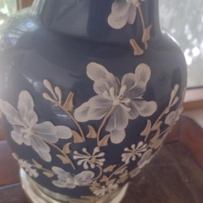 Ceramic Jar Shaped Table Lamp with Hand Painted Floral Design