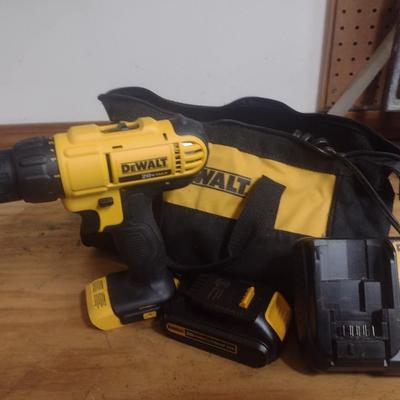 DeWalt Battery Operated 20V Hand Drill with Carry Bag