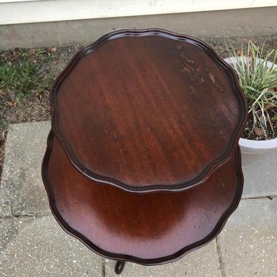 2 tier pie crust table with claw/ball feet