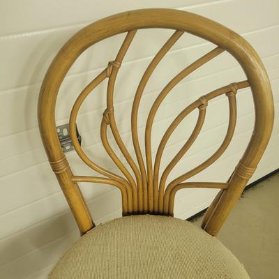 Bamboo Chair and Framed Van Gogh Prints (G-DW)