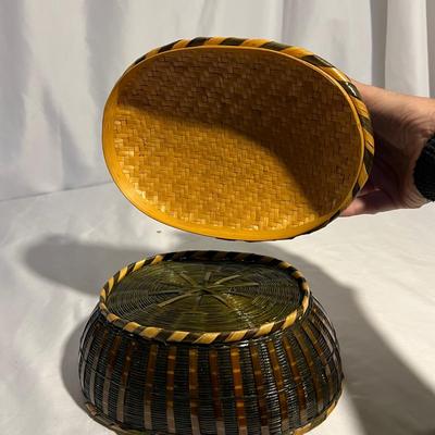 Unique Wicker Bamboo MCM Owl & Rooster Basket (K-RG)