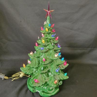 Atlantic Ceramic Christmas Tree (G-DW)