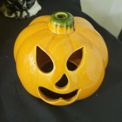 Fitz and Floyd Halloween Pieces and More (G-DW)