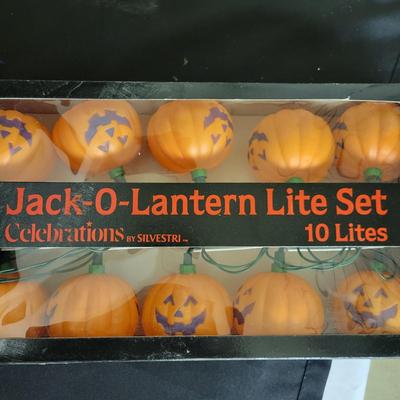 Fitz and Floyd Halloween Pieces and More (G-DW)