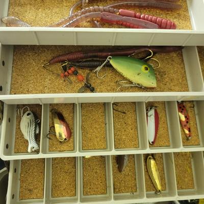 Sage 353 GBS Spin Rod, Plano Tackle Box and Assorted Tackle (G-DW)