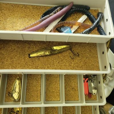 Sage 353 GBS Spin Rod, Plano Tackle Box and Assorted Tackle (G-DW)