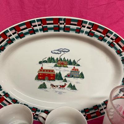 Lynns Christmas at Home dishes