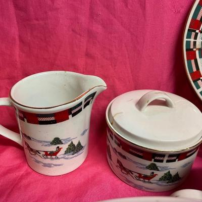 Lynns Christmas at Home dishes