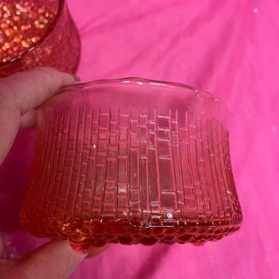 Decorative large pink bowl w/5 small bowls