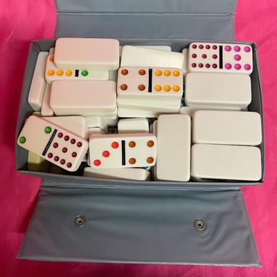 Dominoes
