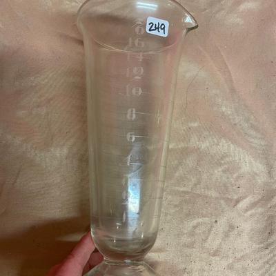 Measuring glass