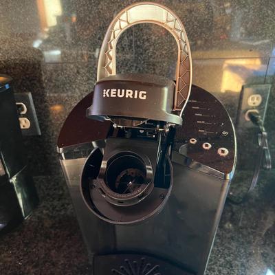 Keurig & Black + Decker Coffee Makers (K-RG)