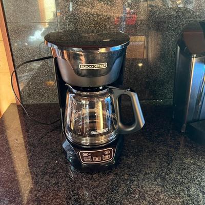 Keurig & Black + Decker Coffee Makers (K-RG)