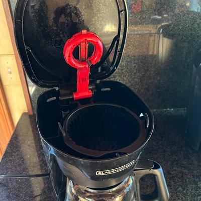 Keurig & Black + Decker Coffee Makers (K-RG)