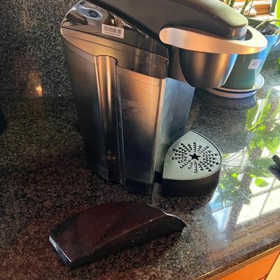 Keurig & Black + Decker Coffee Makers (K-RG)