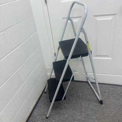 Trio of Step Stools (L-MG)