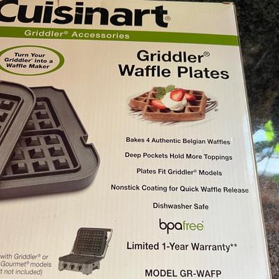 Cuisinart Griddler & Fryer Plus Vitantonio Waffle Maker (K-RG)